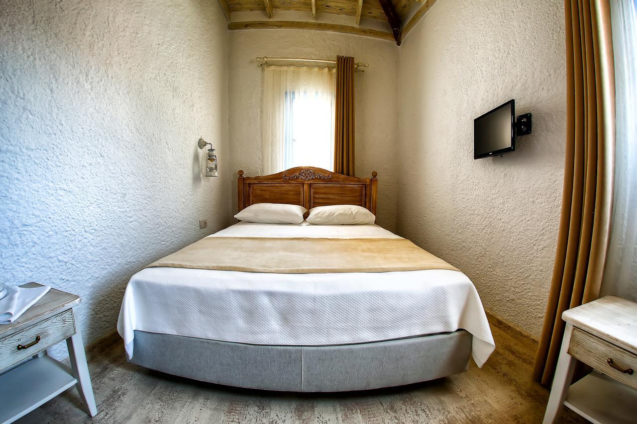 Villa Fanti Cesme Bagian luar foto